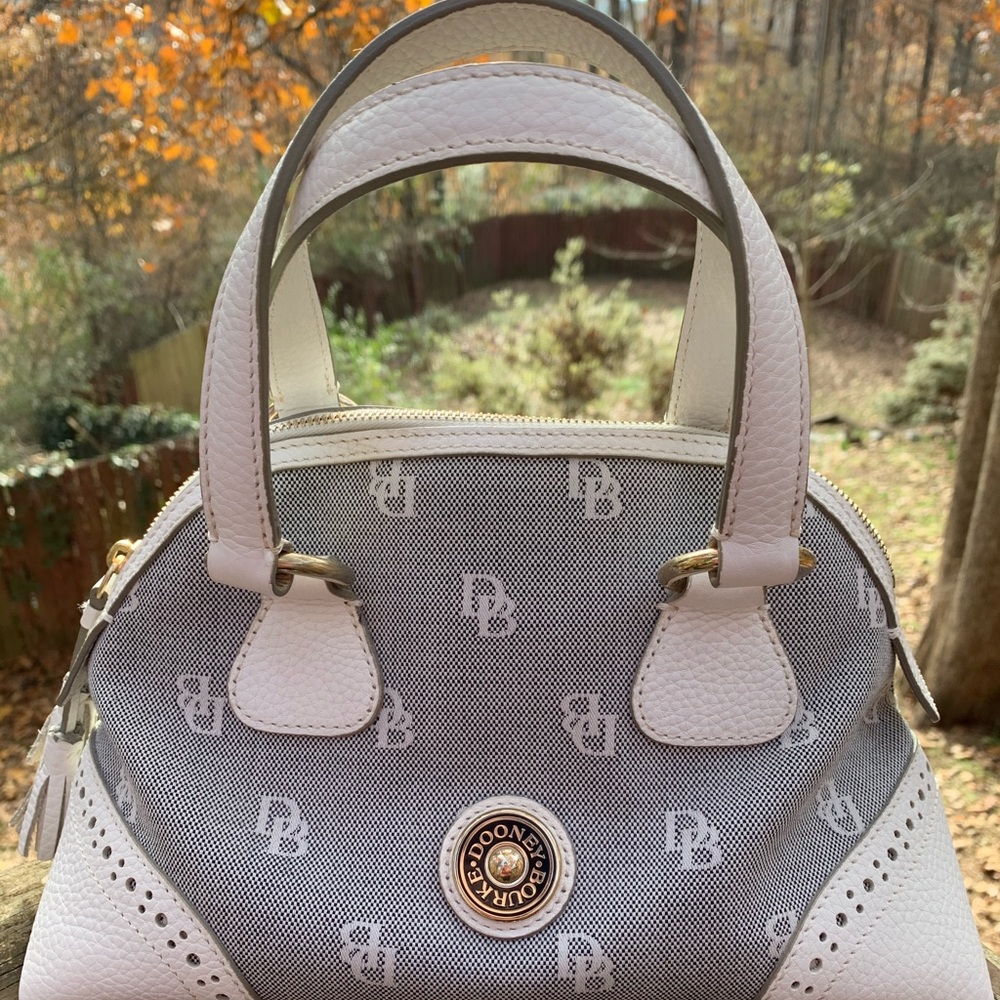 NWT Dooney & Bourke Small White Domed Logo Satchel